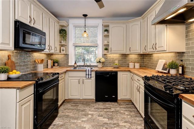 5812 Huntington AVE, Newport News, VA 23607
