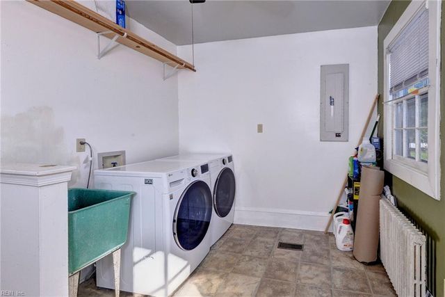5812 Huntington AVE, Newport News, VA 23607