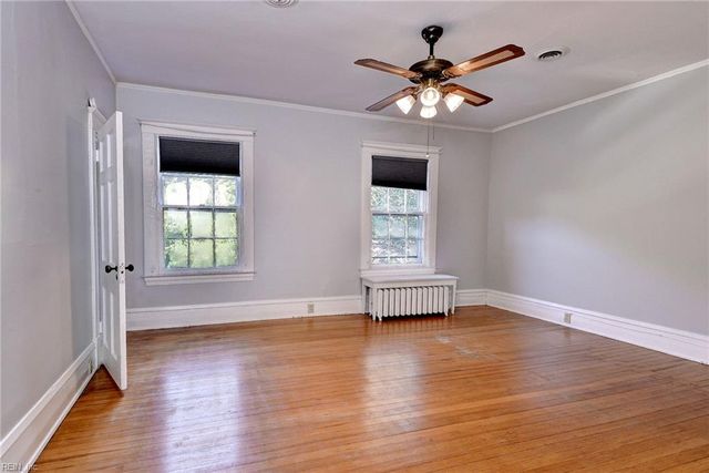 5812 Huntington AVE, Newport News, VA 23607