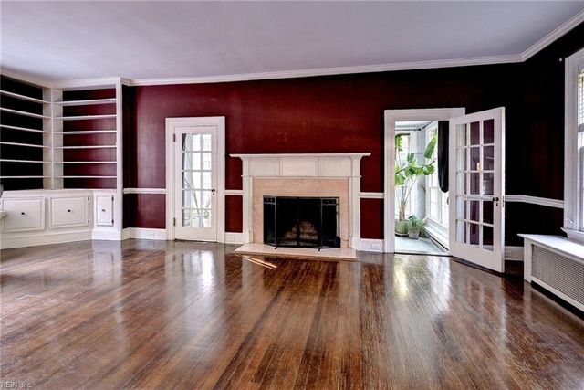 5812 Huntington AVE, Newport News, VA 23607