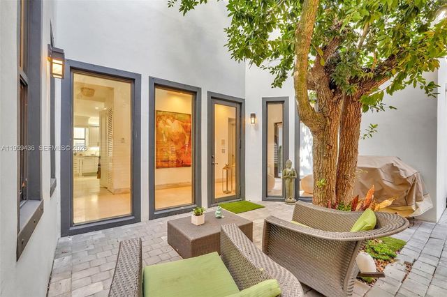 3675 Loquat Ave, Miami, FL 33133