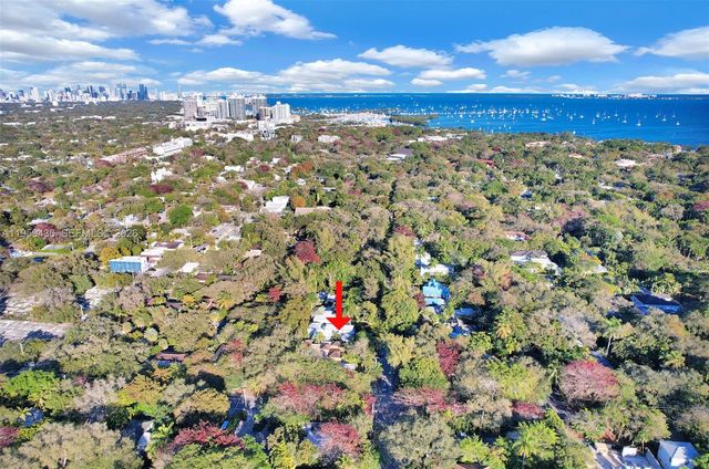 3675 Loquat Ave, Miami, FL 33133