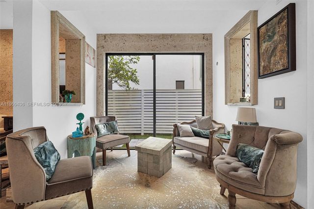 3675 Loquat Ave, Miami, FL 33133