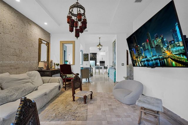 3675 Loquat Ave, Miami, FL 33133