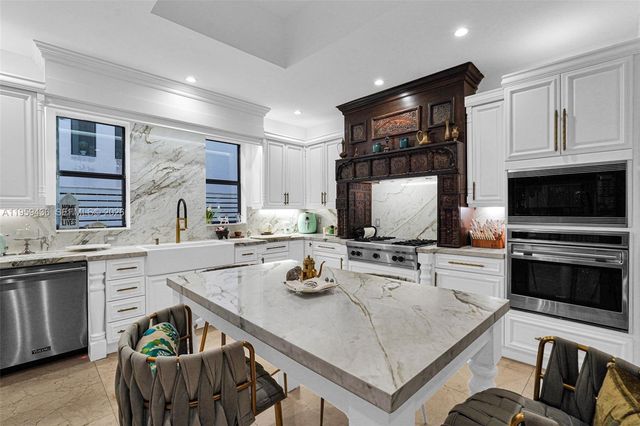 3675 Loquat Ave, Miami, FL 33133