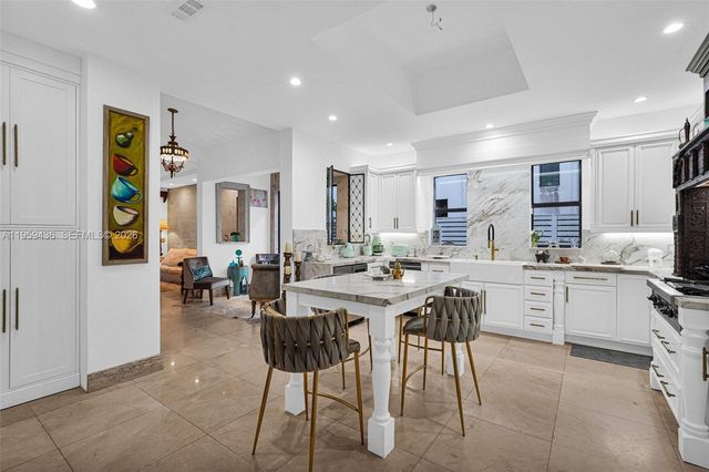 3675 Loquat Ave, Miami, FL 33133