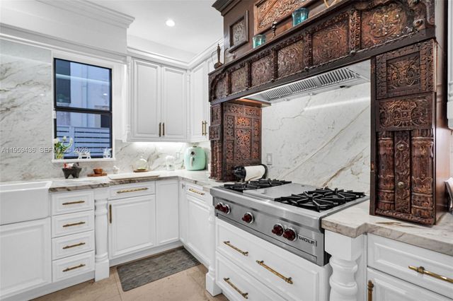 3675 Loquat Ave, Miami, FL 33133