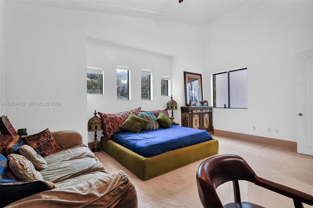 3675 Loquat Ave, Miami, FL 33133