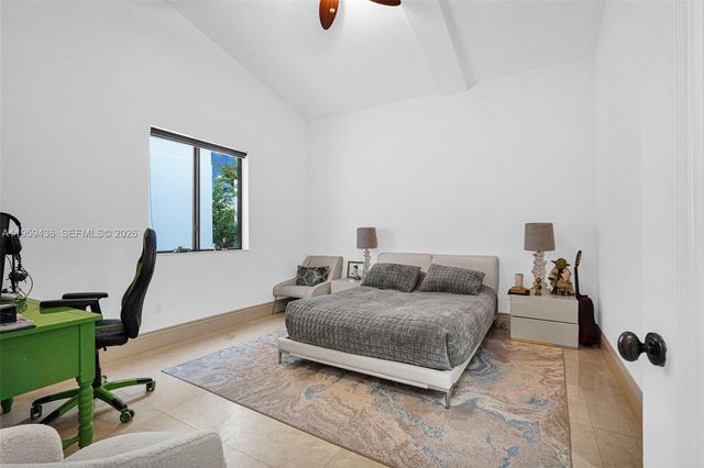 3675 Loquat Ave, Miami, FL 33133