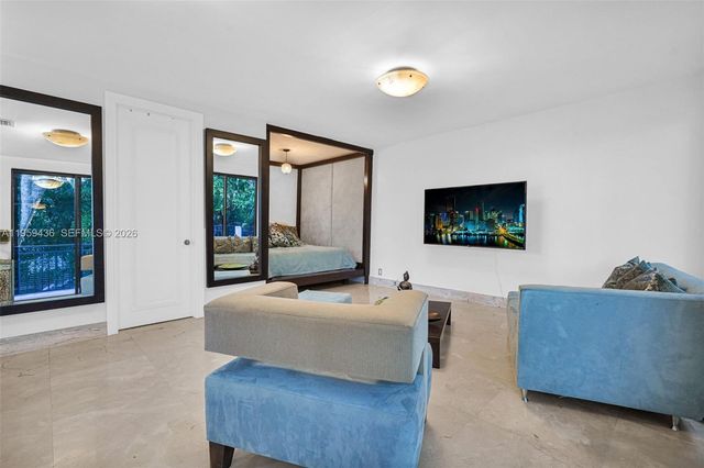 3675 Loquat Ave, Miami, FL 33133