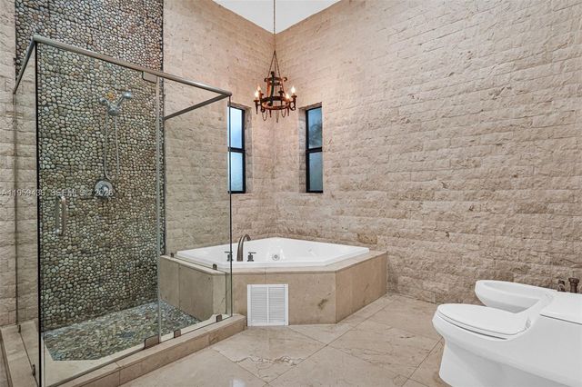 3675 Loquat Ave, Miami, FL 33133