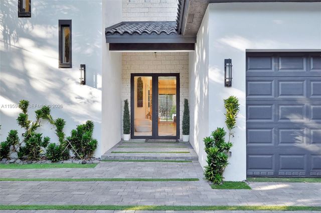 3675 Loquat Ave, Miami, FL 33133