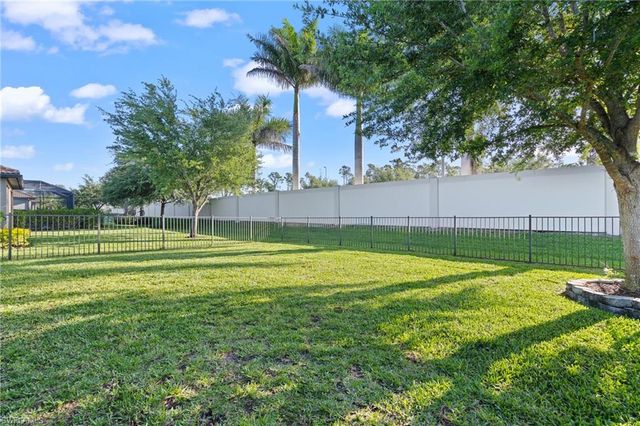 9314 Bexley DR, Fort Myers, FL 33967