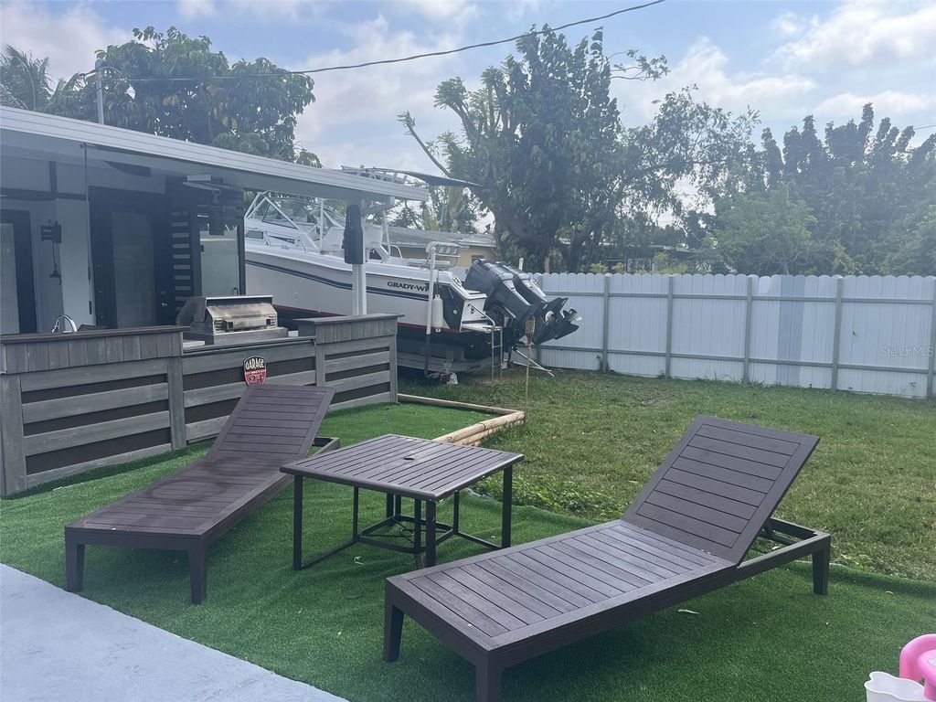 Image 13 of property listing at 9260 SW 164TH STREET, Palmetto Bay, FL 33157