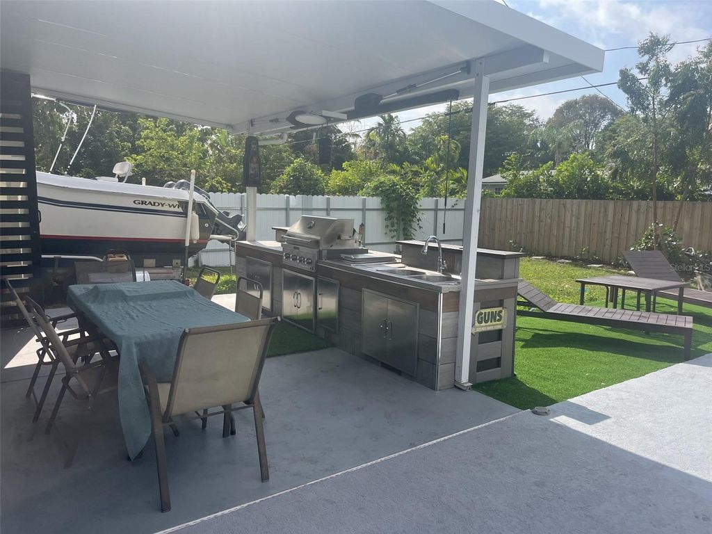 Image 14 of property listing at 9260 SW 164TH STREET, Palmetto Bay, FL 33157