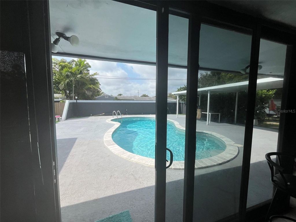 Image 19 of property listing at 9260 SW 164TH STREET, Palmetto Bay, FL 33157