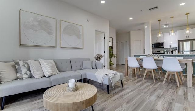 8103 COCONUT PALM WAY 203, Kissimmee, FL 34747