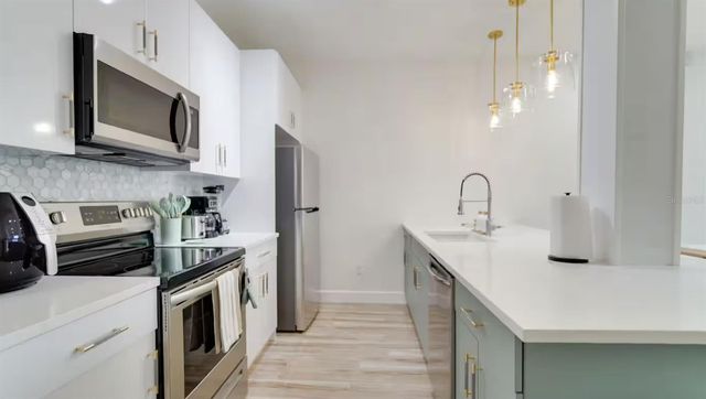 8103 COCONUT PALM WAY 203, Kissimmee, FL 34747