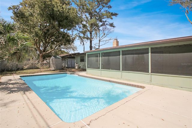 130 LOMBARDY ROAD, Winter Springs, FL 32708