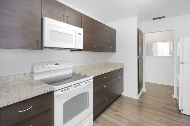 130 LOMBARDY ROAD, Winter Springs, FL 32708