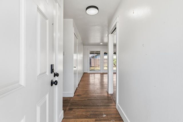 919 Del Rey Ave, Modesto, CA 95350