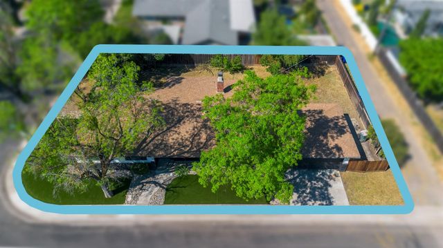 919 Del Rey Ave, Modesto, CA 95350