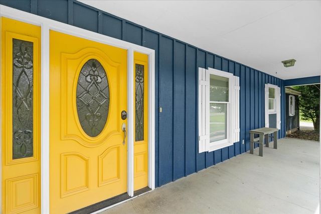 219 Floodtown Road, Chatsworth, GA 30705