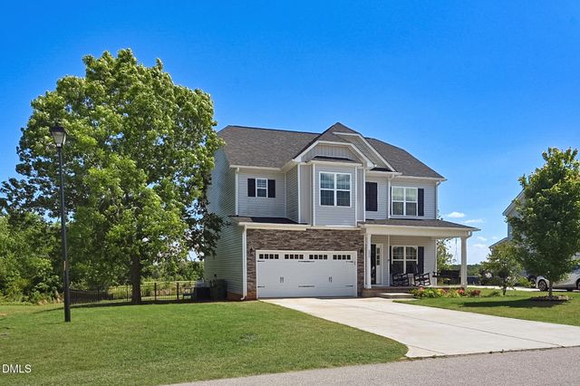 233 Pond Mountain Drive, Clayton, NC 27520