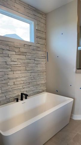 13037 W 174th Place, Overland Park, KS 66221