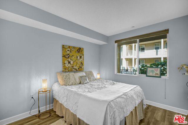 14412 Killion Street 205, Sherman Oaks, CA 91401