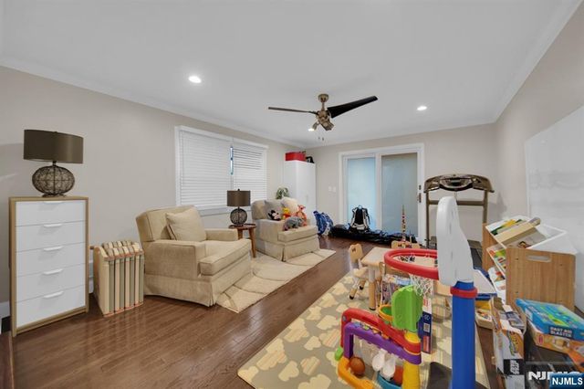 99 Edsall Boulevard, Palisades Park, NJ 07650