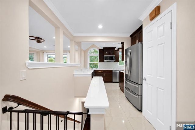 99 Edsall Boulevard, Palisades Park, NJ 07650
