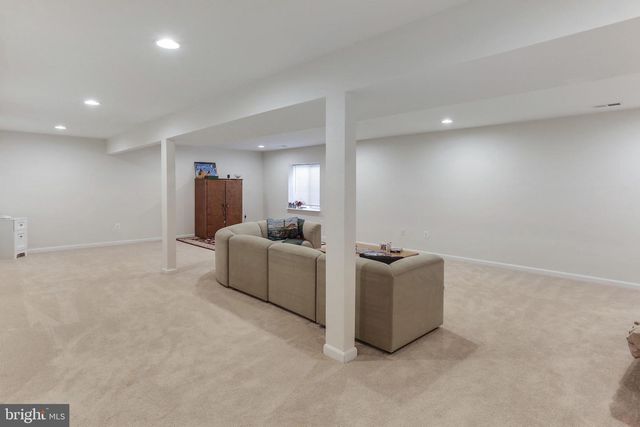 128 SPARKLING BROOK RD, Ranson, WV 25438