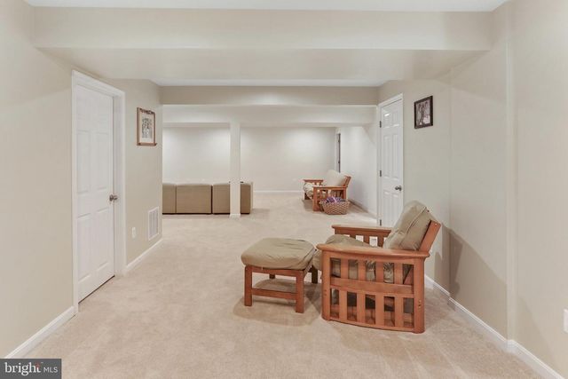 128 SPARKLING BROOK RD, Ranson, WV 25438