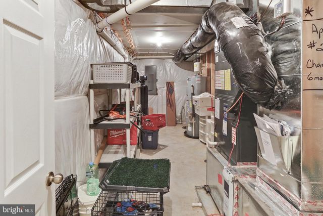 128 SPARKLING BROOK RD, Ranson, WV 25438