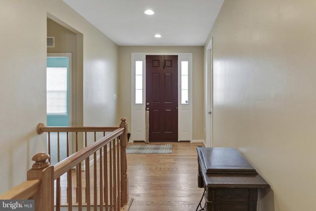 128 SPARKLING BROOK RD, Ranson, WV 25438