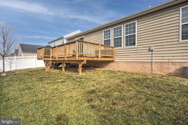 128 SPARKLING BROOK RD, Ranson, WV 25438