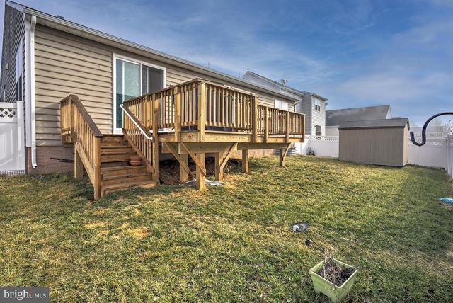 128 SPARKLING BROOK RD, Ranson, WV 25438