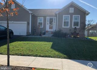 128 SPARKLING BROOK RD, Ranson, WV 25438