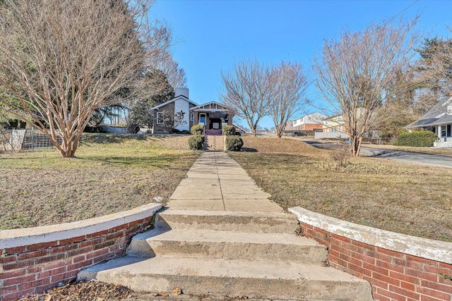 625 Vinton Mill CT, Roanoke, VA 24012