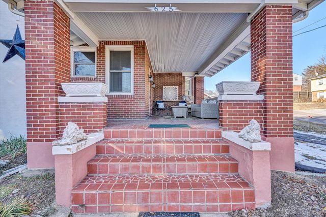 625 Vinton Mill CT, Roanoke, VA 24012