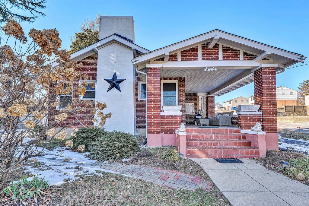 625 Vinton Mill CT, Roanoke, VA 24012