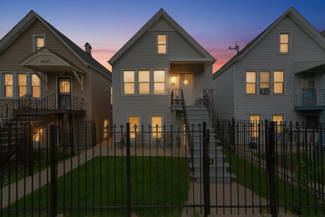 4228 S Fairfield Avenue, Chicago, IL 60632