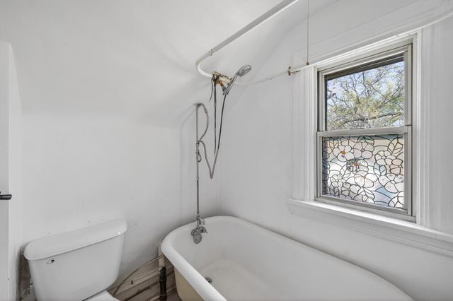 4126 Dupont Avenue N, Minneapolis, MN 55412