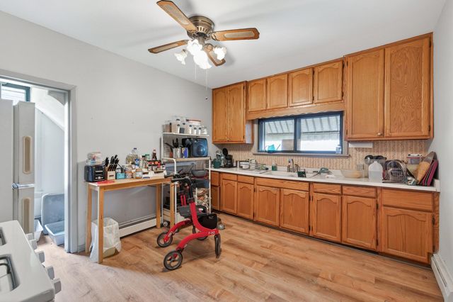 4126 Dupont Avenue N, Minneapolis, MN 55412