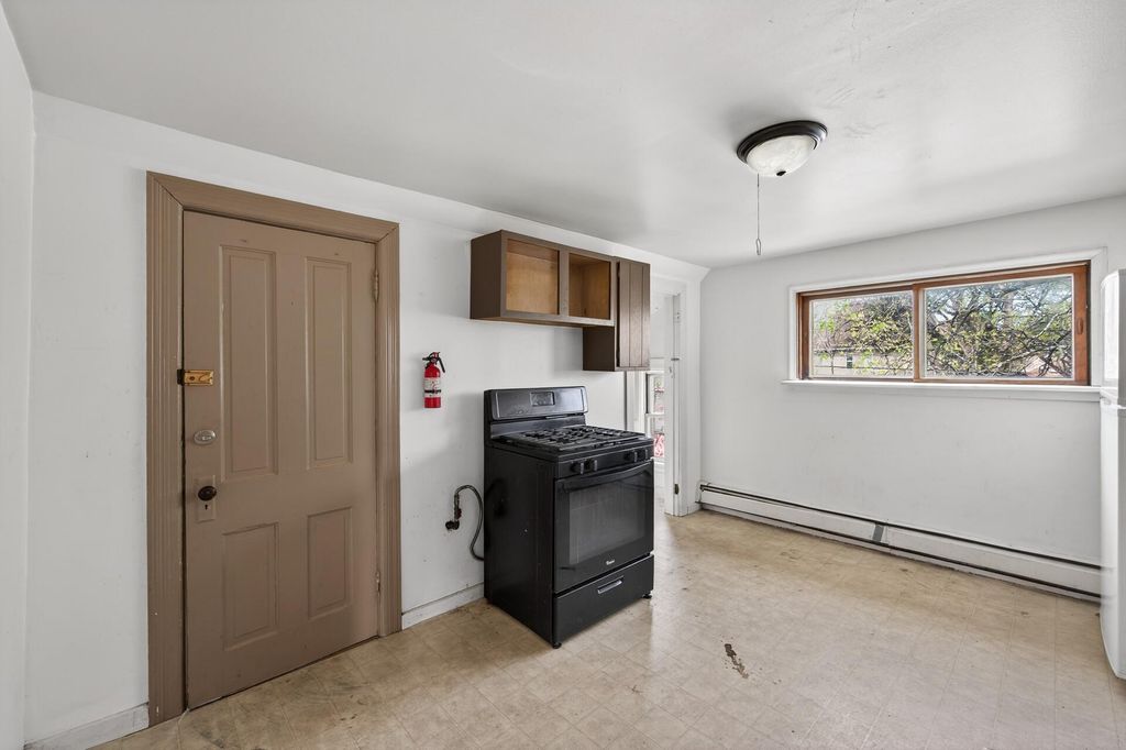 4126 Dupont Avenue N, Minneapolis, MN 55412 — photo 5