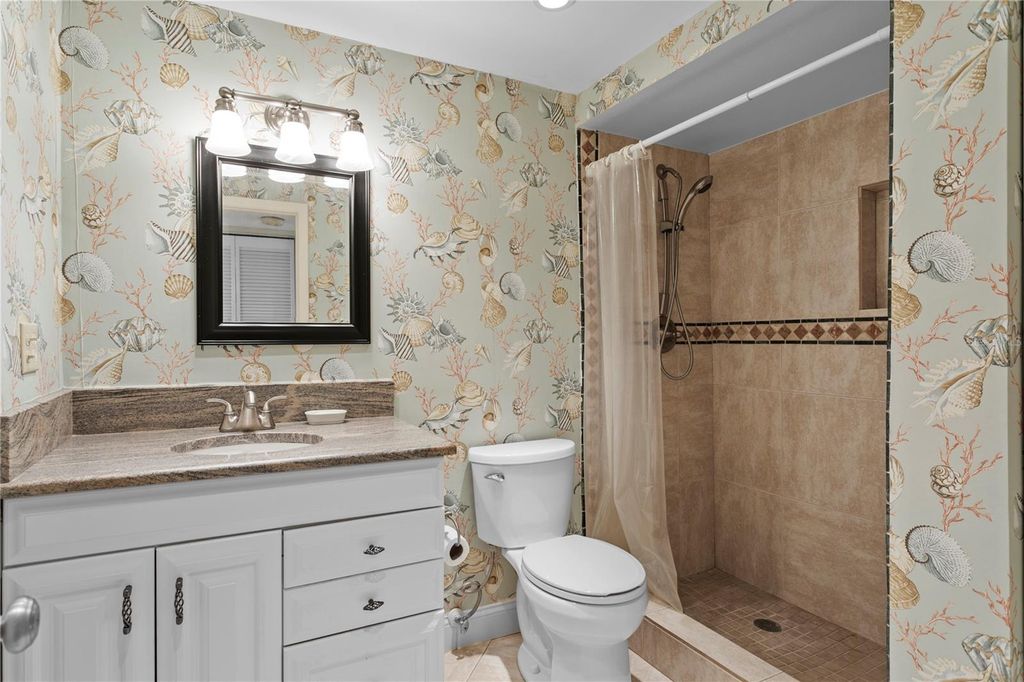 Image 28 of property listing at 14950 GULF BOULEVARD 906, Madeira Beach, FL 33708