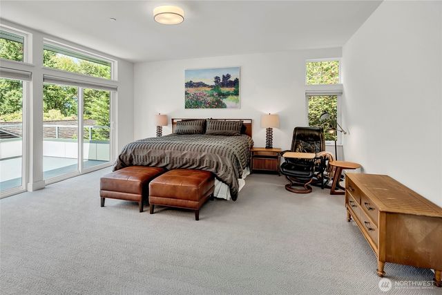 7560 86th Avenue SE, Mercer Island, WA 98040