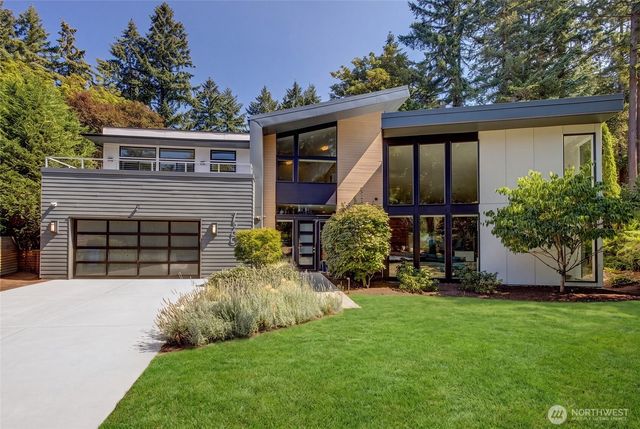 7560 86th Avenue SE, Mercer Island, WA 98040