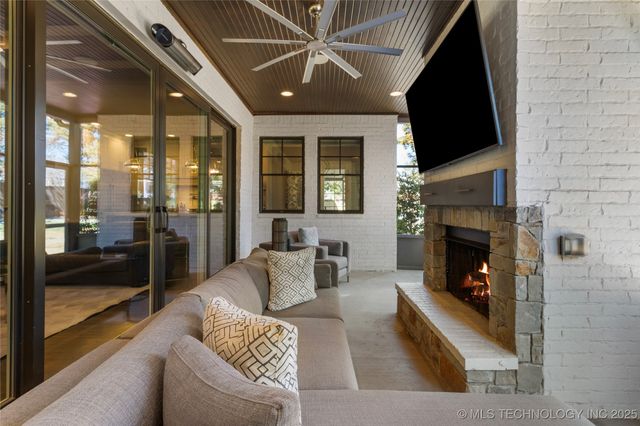 1316 E 18th Street, Tulsa, OK 74120